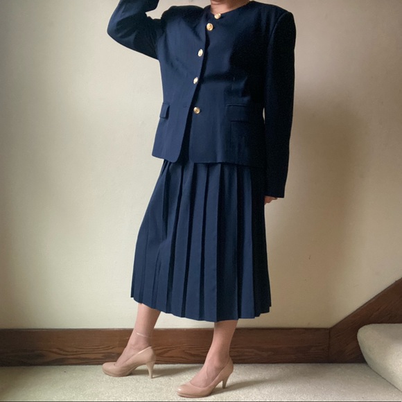 Talbots 100% wool vintage modest navy blue long pleated skirt suit set blazer - Picture 2 of 13